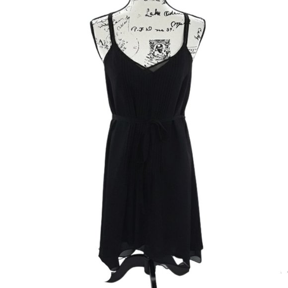 White House Black Market Dresses & Skirts - White House Black Market Black Dress - V-Neck Lined Sleeveless Black Dress 4